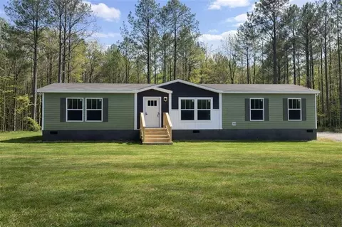 132 Lakeshore Dr, Eatonton, GA 31024