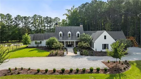 7255 Old Rico Rd, Chattahoochee Hills, GA 30268