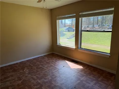 2764 Shellbark Rd, Decatur, GA 30035 photo 5