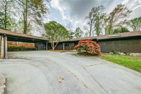 378 Hillside Dr NW, Atlanta, GA 30342