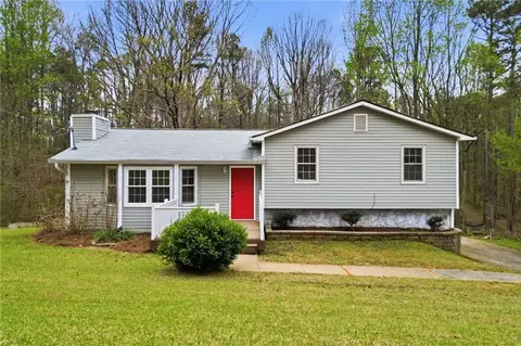 68 Hidden Branches Dr, Carrollton, GA 30116
