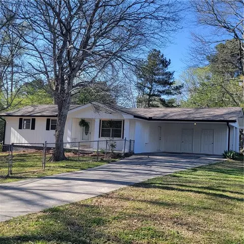 118 Meadows Ct, Hiram, GA 30141