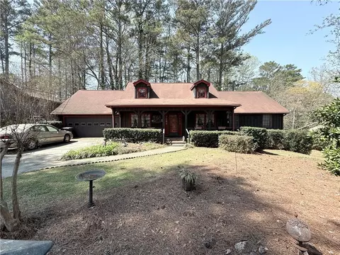3775 Clubhouse Ln SE, Conyers, GA 30094