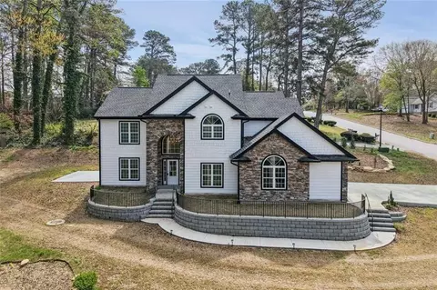 2122 Graystone Pkwy, Grayson, GA 30017