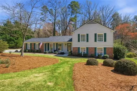 237 Lamplighter Ln SE, Marietta, GA 30067