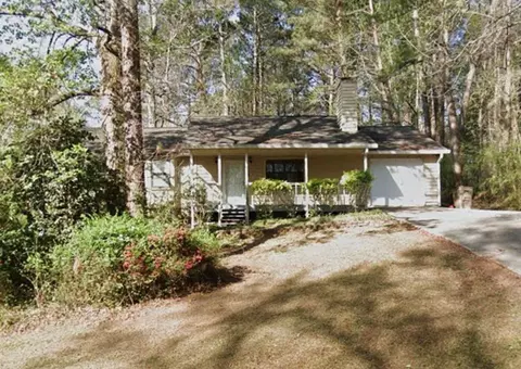 137 Springvalley Cir, Stockbridge, GA 30281