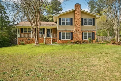 2191 Plantation Ct, Lawrenceville, GA 30044