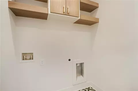 Other - 932 Cooper Rd, Grayson, GA 30017 photo 7 of 10