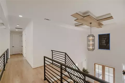 Entry Way - 932 Cooper Rd, Grayson, GA 30017 photo 2 of 3