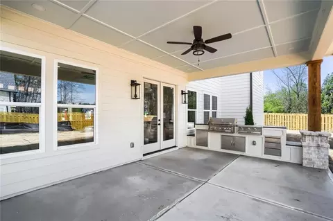 Exterior - 932 Cooper Rd, Grayson, GA 30017 photo 4 of 4
