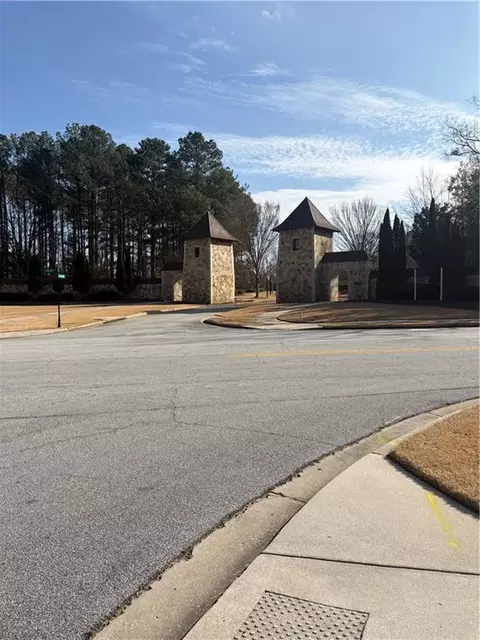 838 Queen Annes Lace Ct, Fairburn, GA 30213