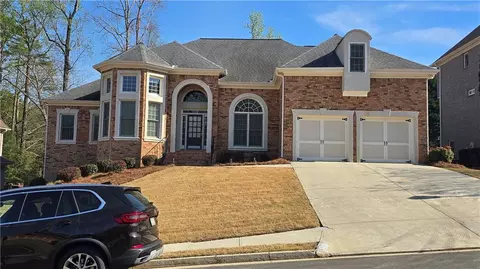 2640 Ivy Brook Ln, Buford, GA 30519