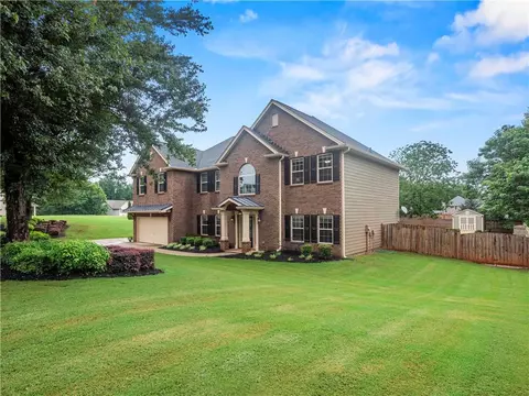 5727 Pleasant Woods Dr, Flowery Branch, GA 30542
