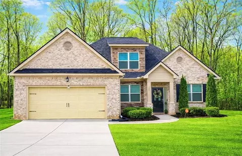 208 Sebastian Cv, Hampton, GA 30228