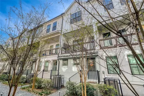 4471 Dandelion Ln, Atlanta, GA 30342