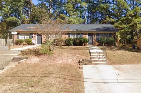 432 Charleston Ln, Lawrenceville, GA 30046