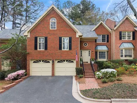 16 Ivy Chase NE, Atlanta, GA 30342