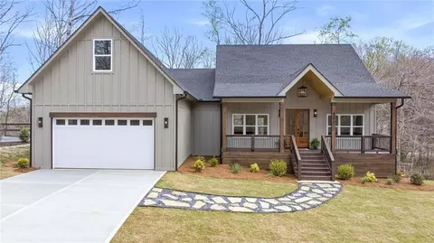 6220 Eagle Ct, Gainesville, GA 30506