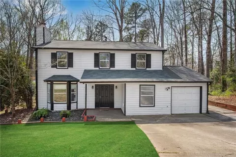 5271 Fox Path, Stone Mountain, GA 30088