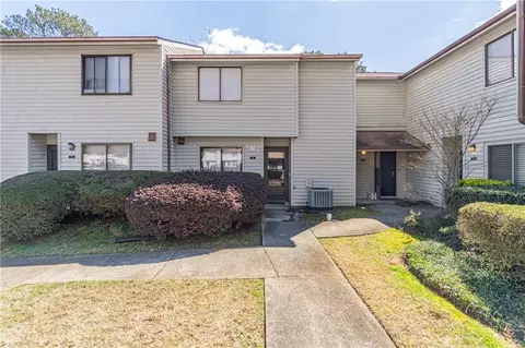 1012 Country Ct, Lawrenceville, GA 30044