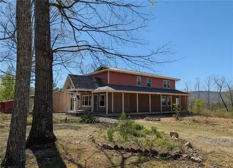 421 Dogwood Ln, Rising Fawn, GA 30738