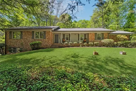1387 Springdale Rd, Gainesville, GA 30501