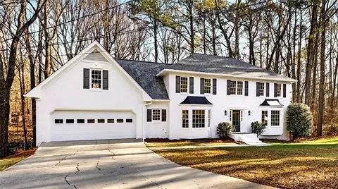 5649 Whitesburg Ct, Peachtree Corners, GA 30092