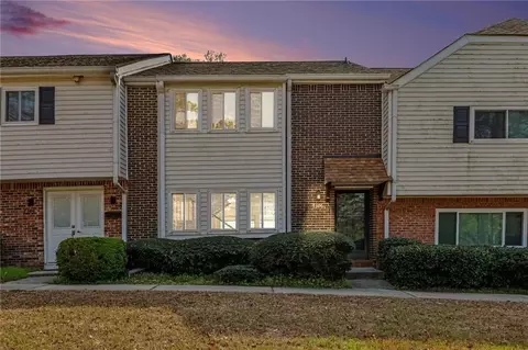 7306 Cardigan Cir, Atlanta, GA 30328