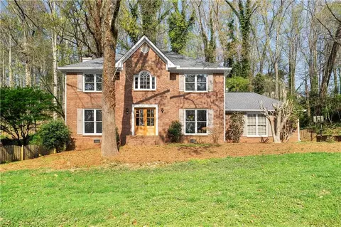 490 Guilford Cir, Marietta, GA 30068
