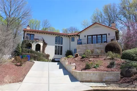 413 Spring House Cv, Atlanta, GA 30307