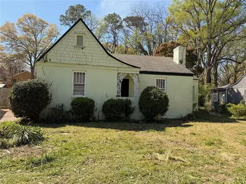 2519 Sylvan Rd, East Point, GA 30344