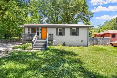2890 Meadowview Dr SE, Atlanta, GA 30316