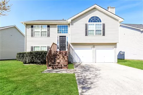 5341 Sand Bar Ln, Atlanta, GA 30349