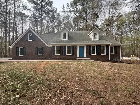 185 Melanie Ln, Fayetteville, GA 30214