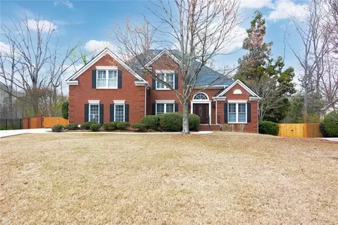 6174 Poplar Bluff Cir, Peachtree Corners, GA 30092