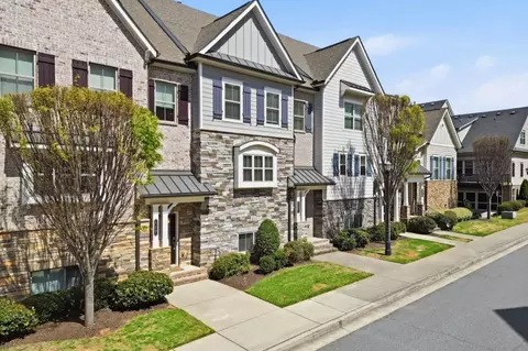 557 Henry Dr, Marietta, GA 30064