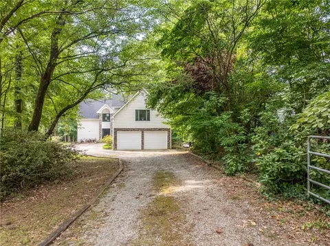 452 Brookwood Dr, Dawsonville, GA 30534