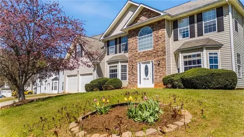 5944 Duren Meadows Dr, Lithonia, GA 30058