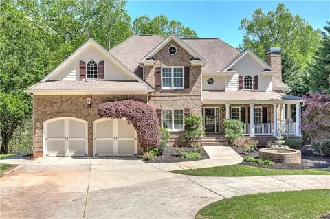 162 Riverview Dr, Dawsonville, GA 30534
