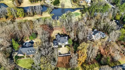 450 Birkdale Dr, Fayetteville, GA 30215