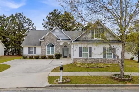 1291 Tumblerock Ct, Loganville, GA 30052