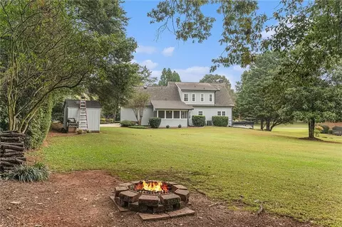 Exterior - 118 Kingston Rd, Colbert, GA 30628 photo 6 of 7