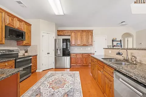 2153 Splitrail Trl, Buford, GA 30519 photo 15