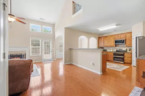 2153 Splitrail Trl, Buford, GA 30519 photo 13