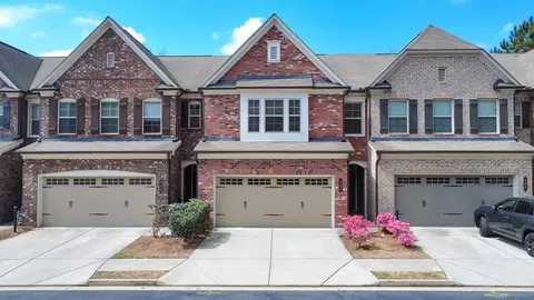 342 Braemore Mill Dr, Lawrenceville, GA 30044