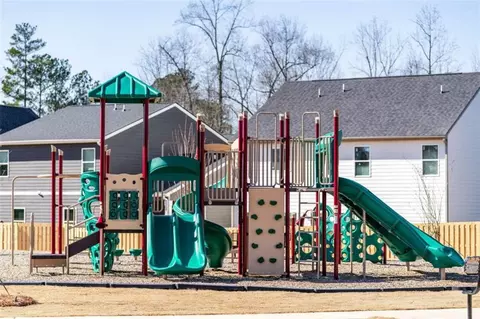 5357 Tolar Rd, Fairburn, GA 30213 photo 3