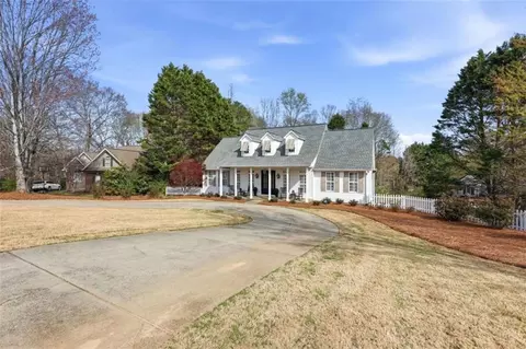 4450 Tall Hickory Trl, Gainesville, GA 30506
