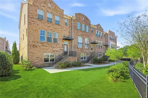 1742 Giddens Aly, Atlanta, GA 30341