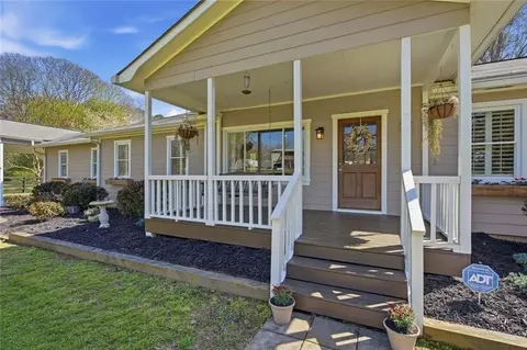 2215 Roper Rd, Cumming, GA 30028