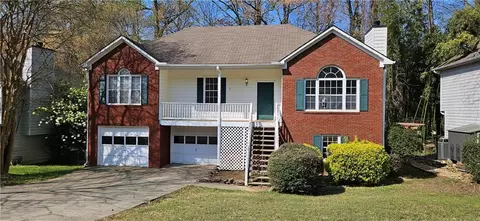 4809 Baker Plantation Dr, Acworth, GA 30101